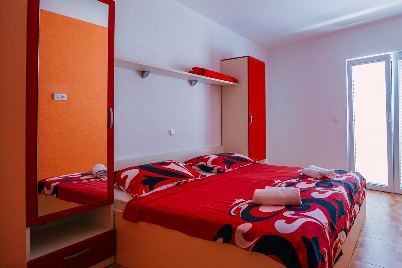 Apartments Luxur Center Baska Voda Luaran gambar