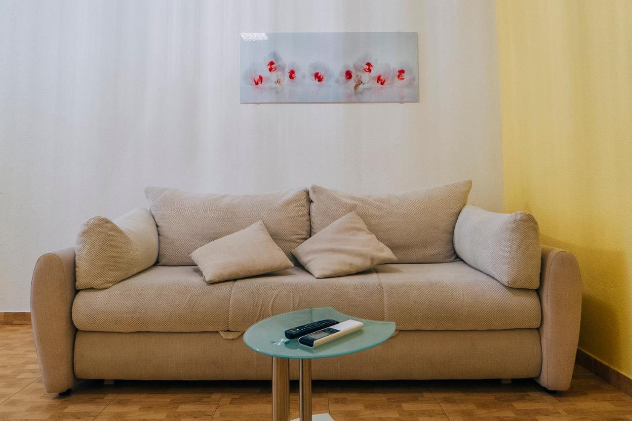 Apartments Luxur Center Baska Voda Luaran gambar